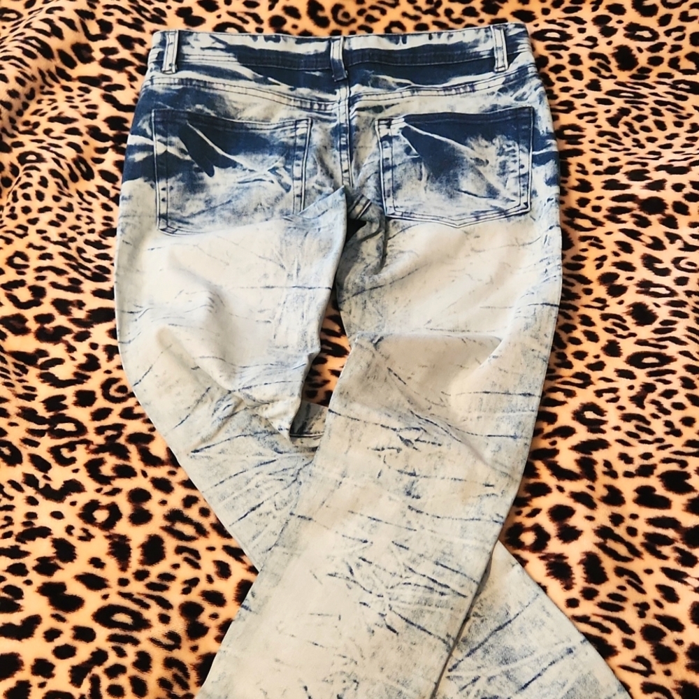 Jeans - Picture 4 of 5